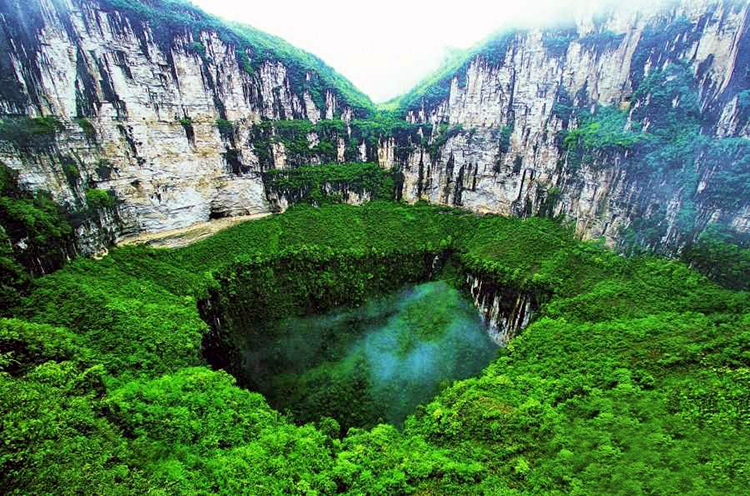 Động Phù Dung Động Phù Dung